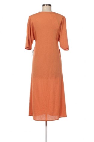 Рокля Zara, Размер M, Цвят Оранжев, Цена 72,00 лв.
