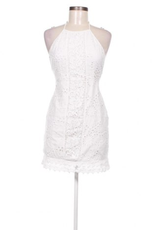 Kleid Zara Trafaluc, Größe S, Farbe Weiß, Preis 10,43 €