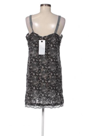 Φόρεμα Zizzi, Μέγεθος XXL, Χρώμα Πολύχρωμο, Τιμή 38,35 €