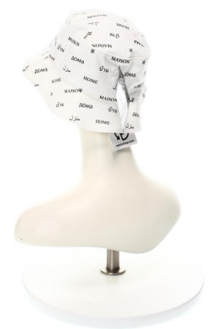 Hut Flexfit, Farbe Weiß, Preis 6,40 €