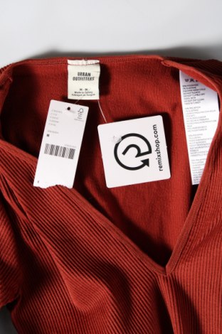 Tunică Urban Outfitters, Mărime M, Culoare Roșu, Preț 71,05 Lei