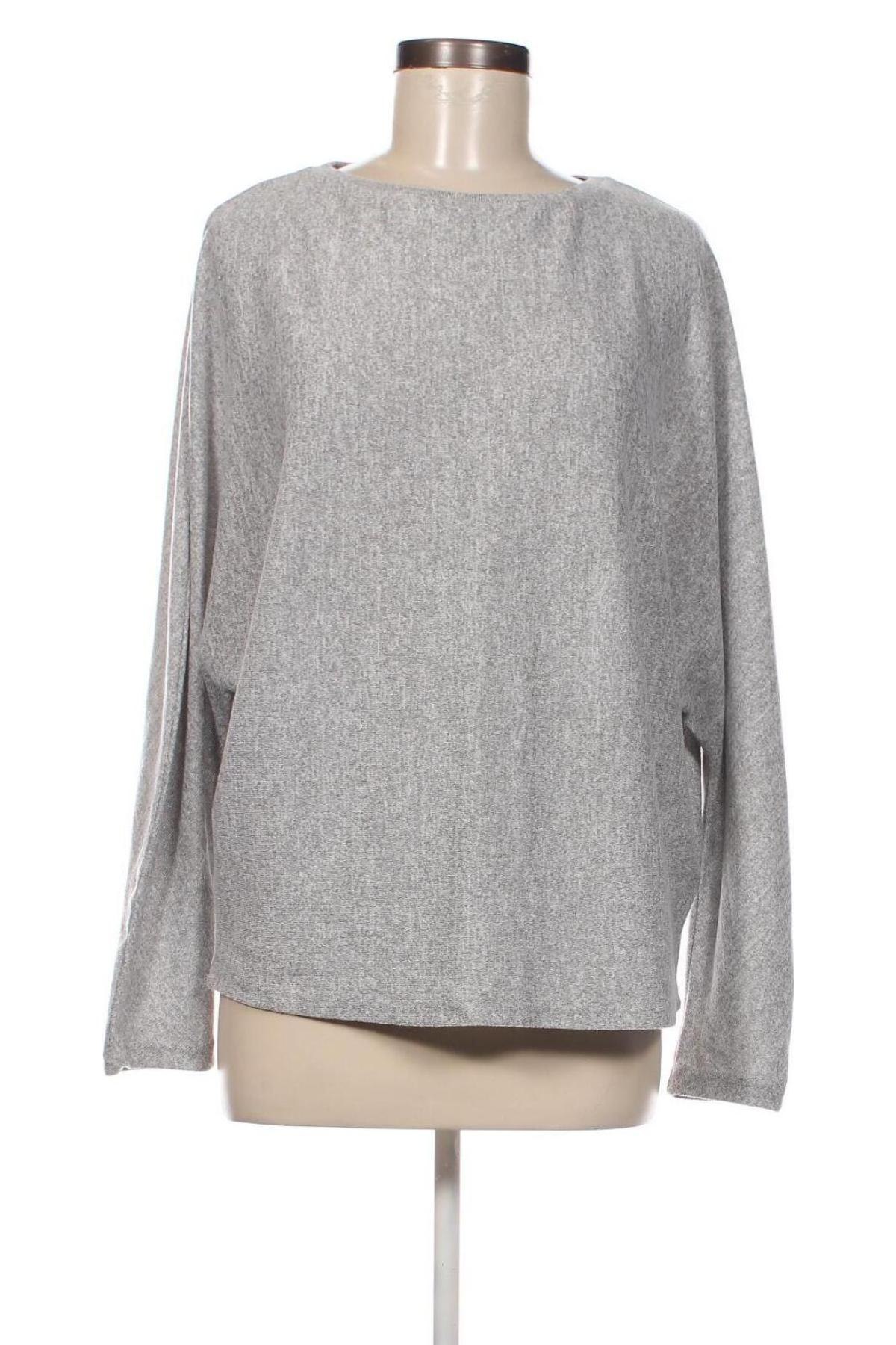 Damen Shirt Opus, Größe M, Farbe Grau, Preis € 3,08