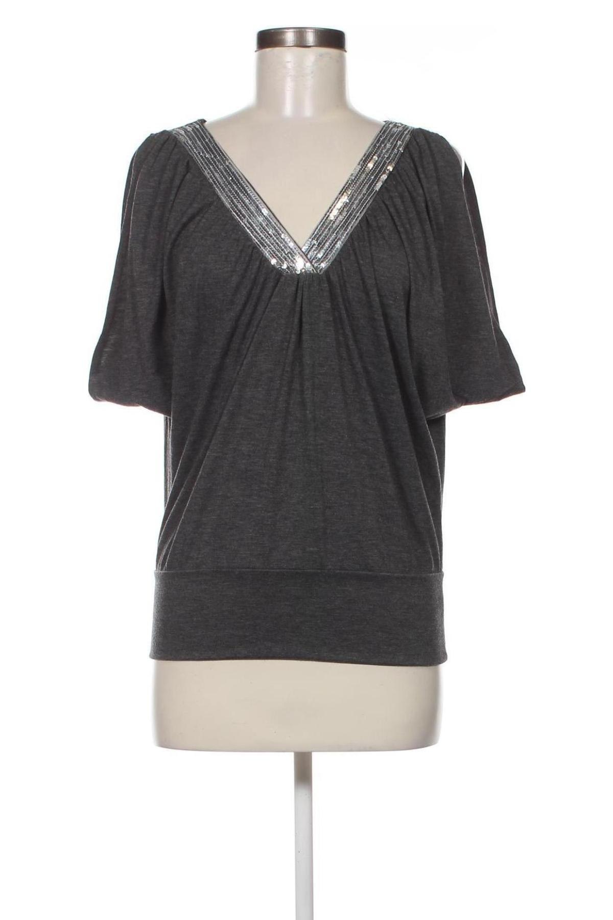 Γυναικεία μπλούζα With Love, Μέγεθος L, Χρώμα Γκρί, Τιμή 2,43 €