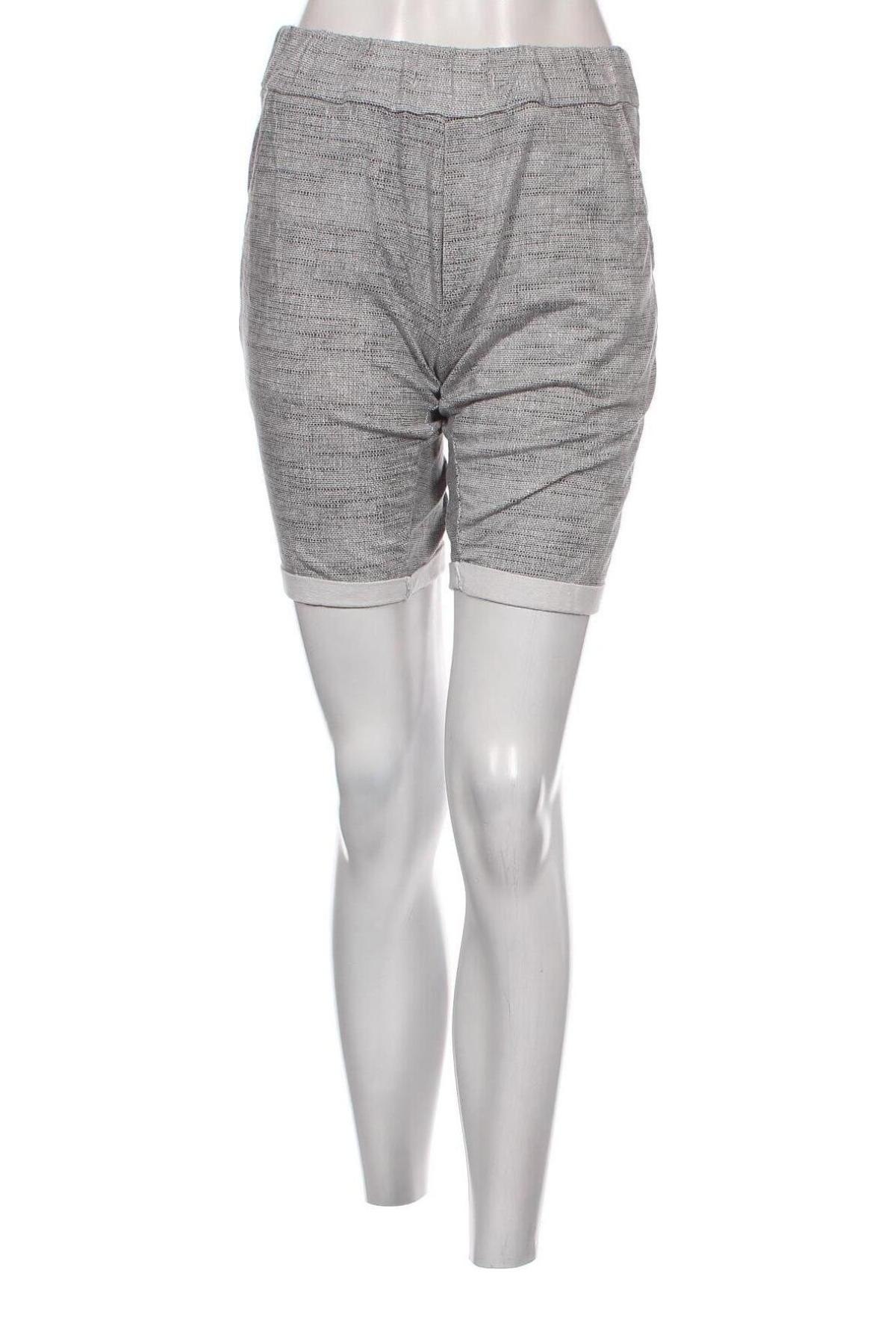 Γυναικείο κοντό παντελόνι, Μέγεθος S, Χρώμα Πολύχρωμο, Τιμή 11,75 €