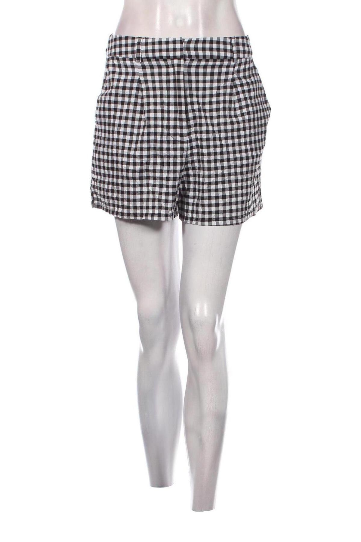 Дамски къс панталон Fb Sister, Размер M, Цвят Многоцветен, Цена 4,75 лв.