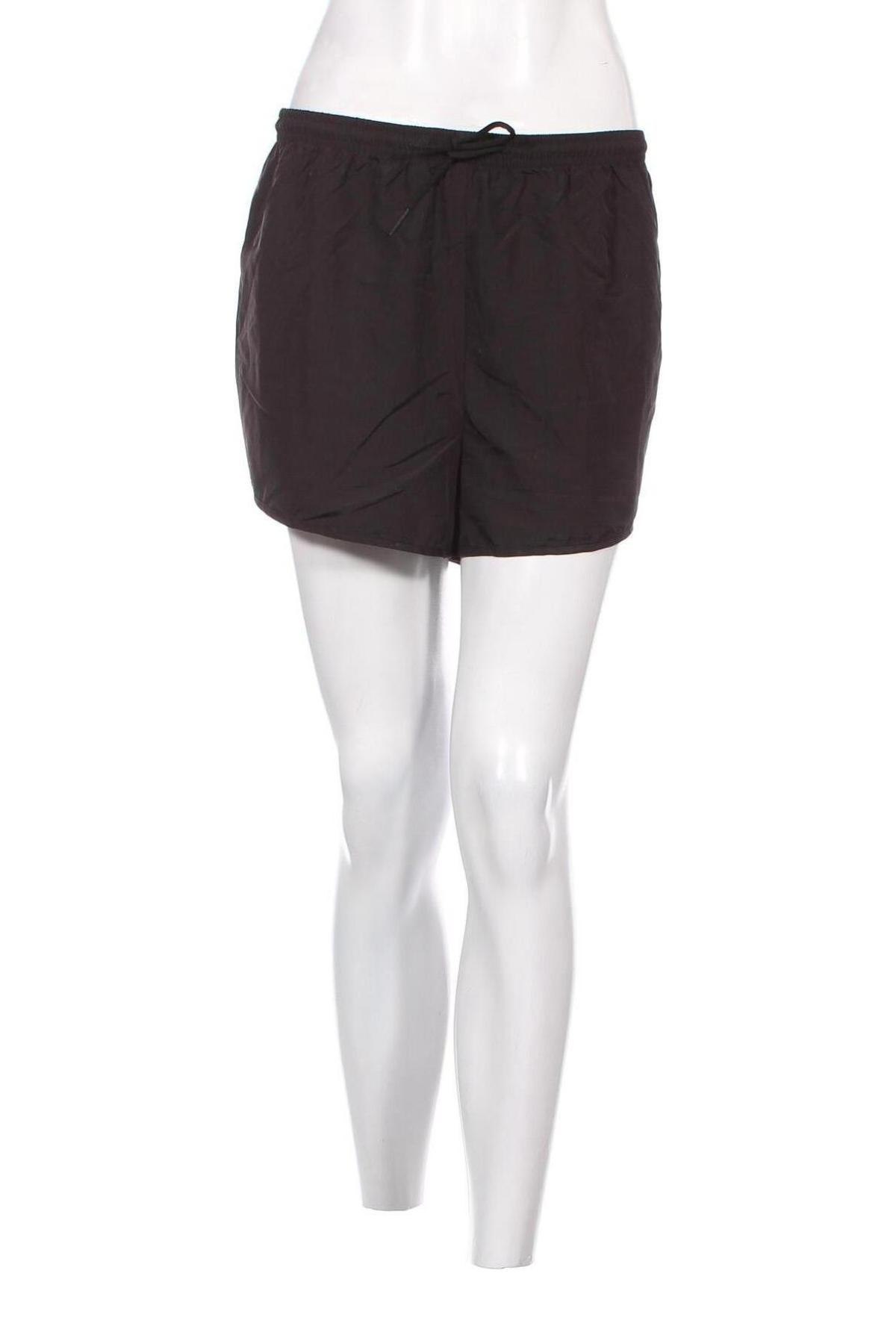 Дамски къс панталон H&M Sport, Размер XL, Цвят Черен, Цена 31,00 лв.