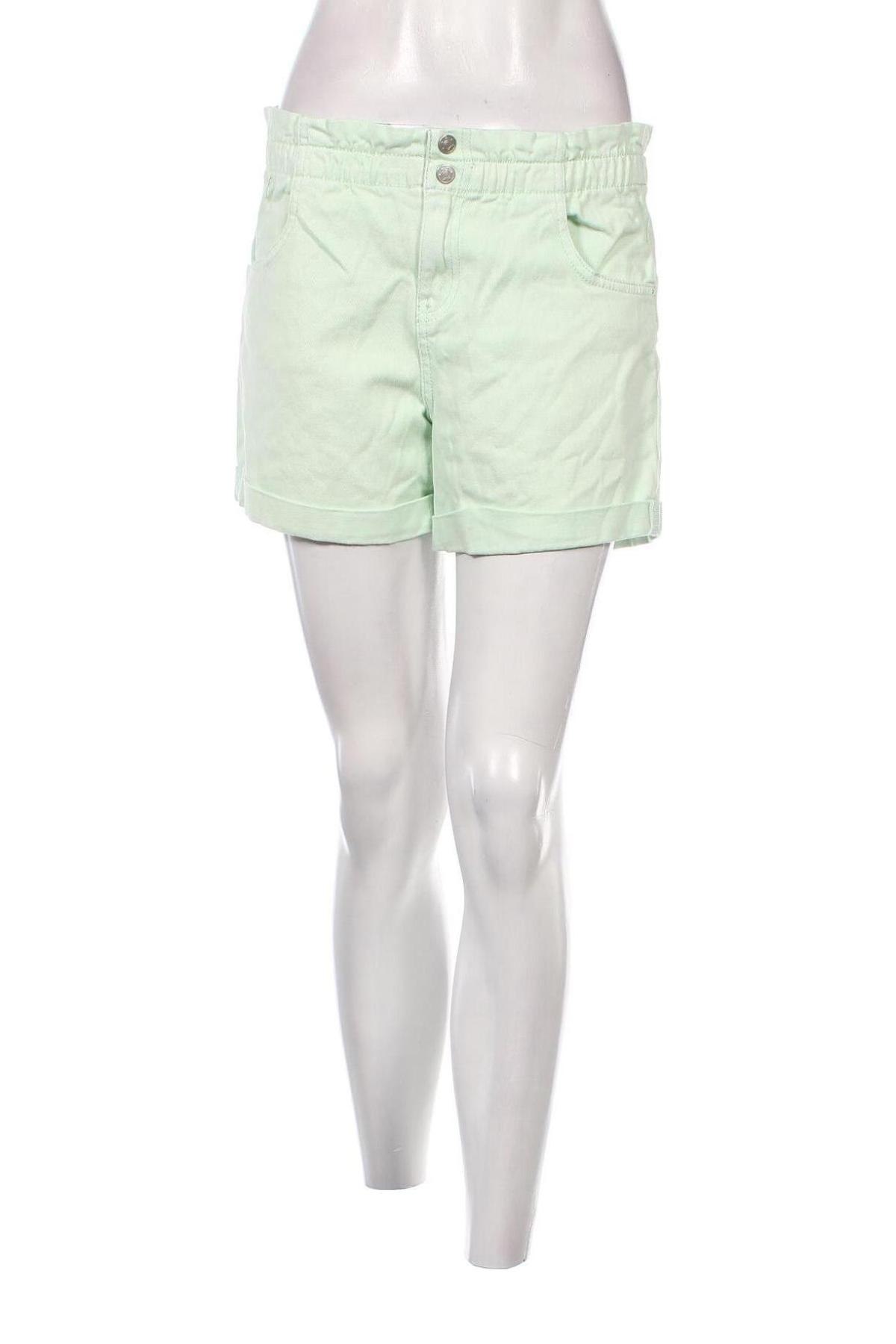 Pantaloni scurți de femei Manor, Mărime M, Culoare Verde, Preț 62,50 Lei