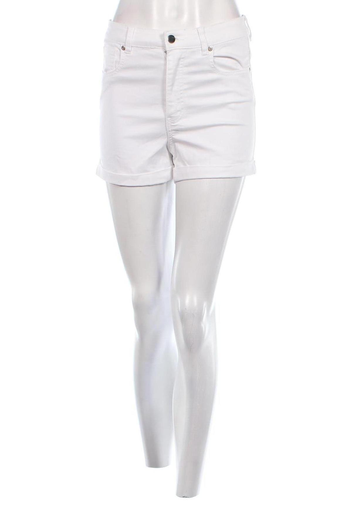 Дамски къс панталон Tezenis, Размер S, Цвят Бял, Цена 19,00 лв.