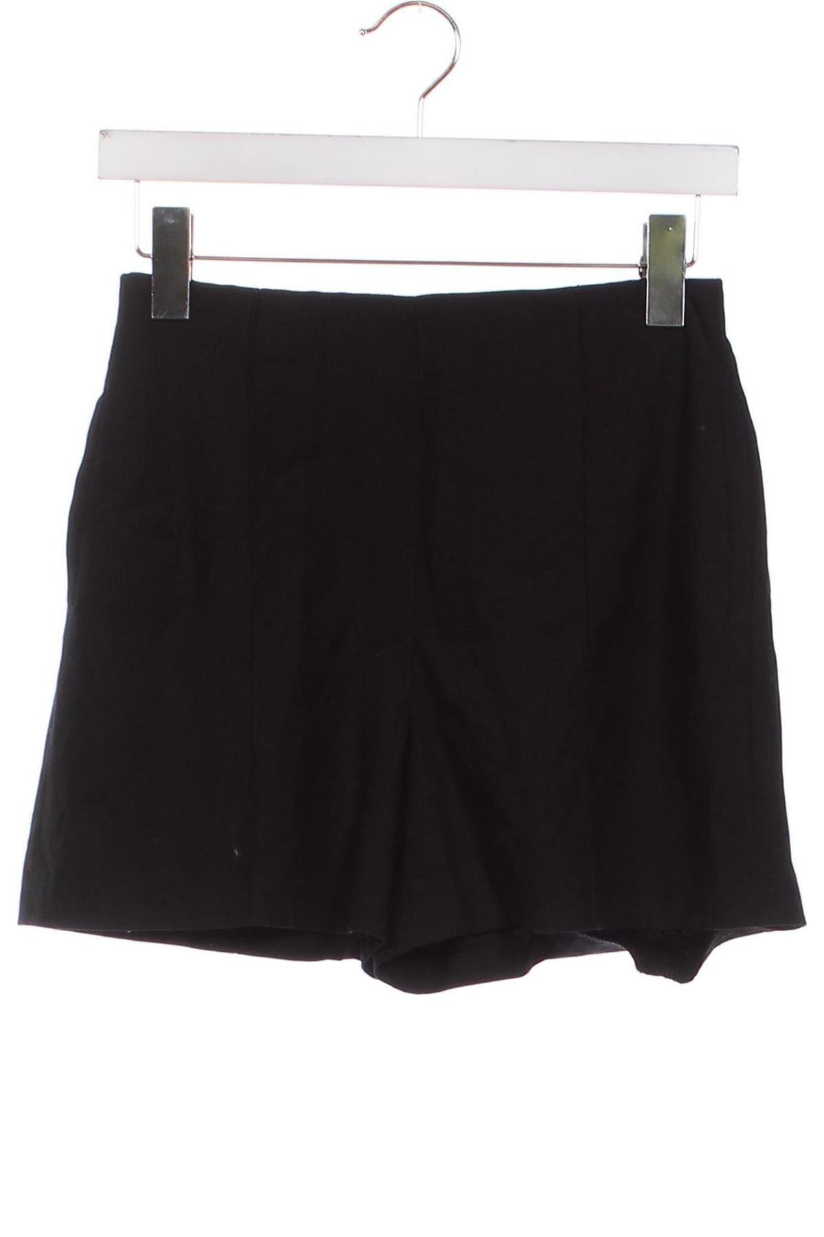 Pantaloni scurți de femei Zara, Mărime XS, Culoare Negru, Preț 49,34 Lei