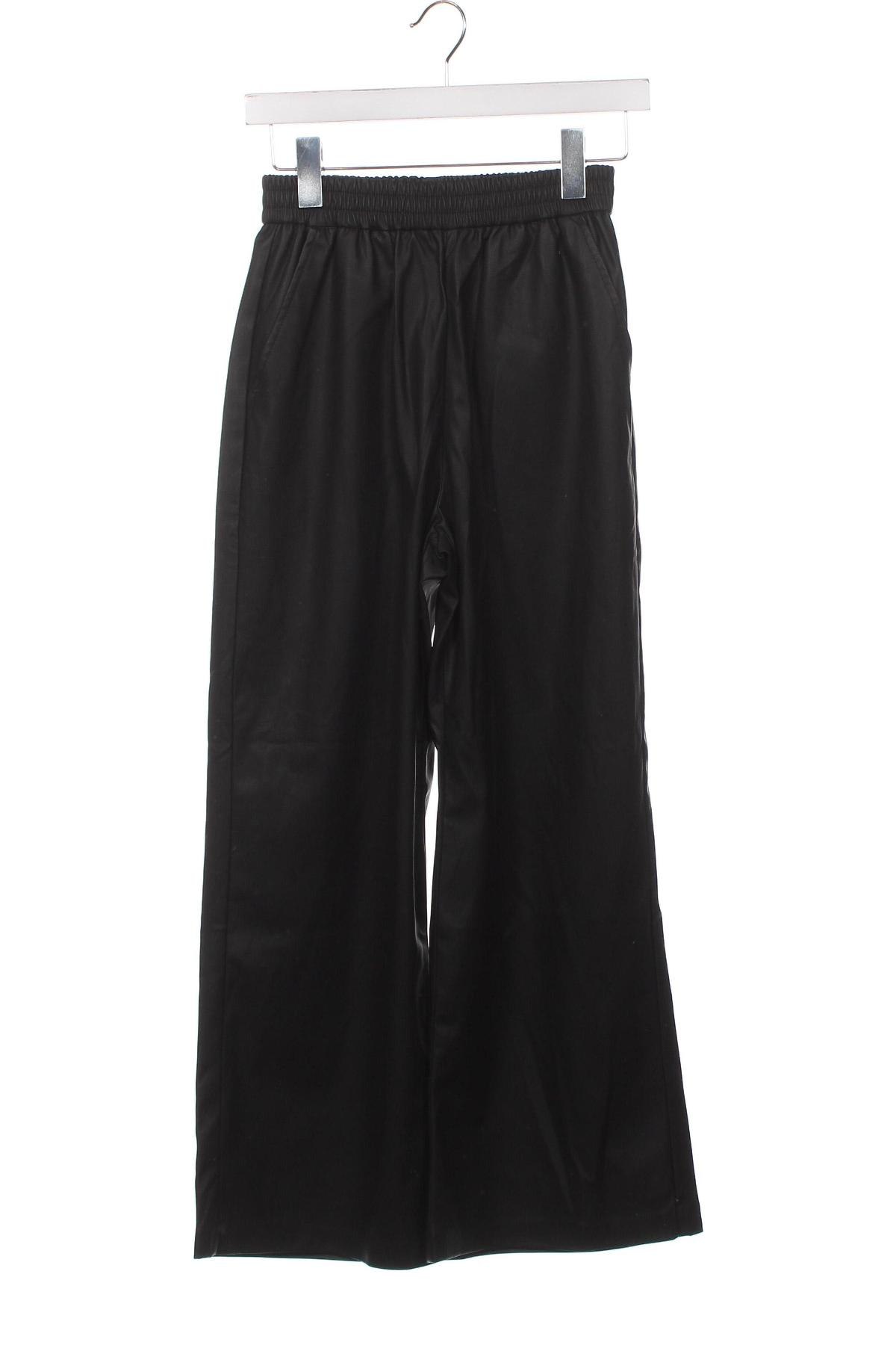 Дамски кожен панталон ONLY, Размер XS, Цвят Черен, Цена 54,00 лв.