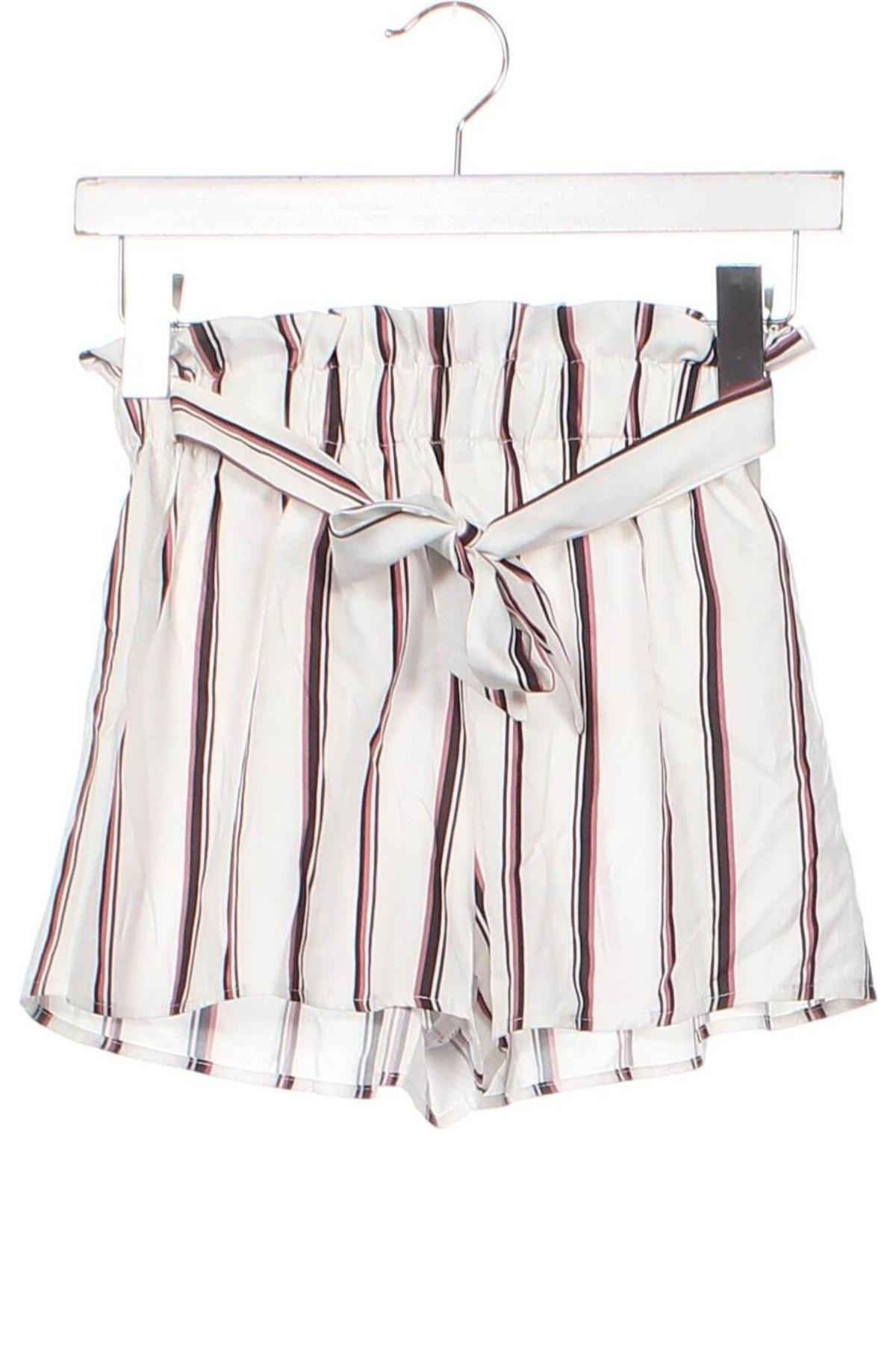 Детски къс панталон SHEIN, Размер 11-12y/ 152-158 см, Цвят Бял, Цена 24,00 лв.