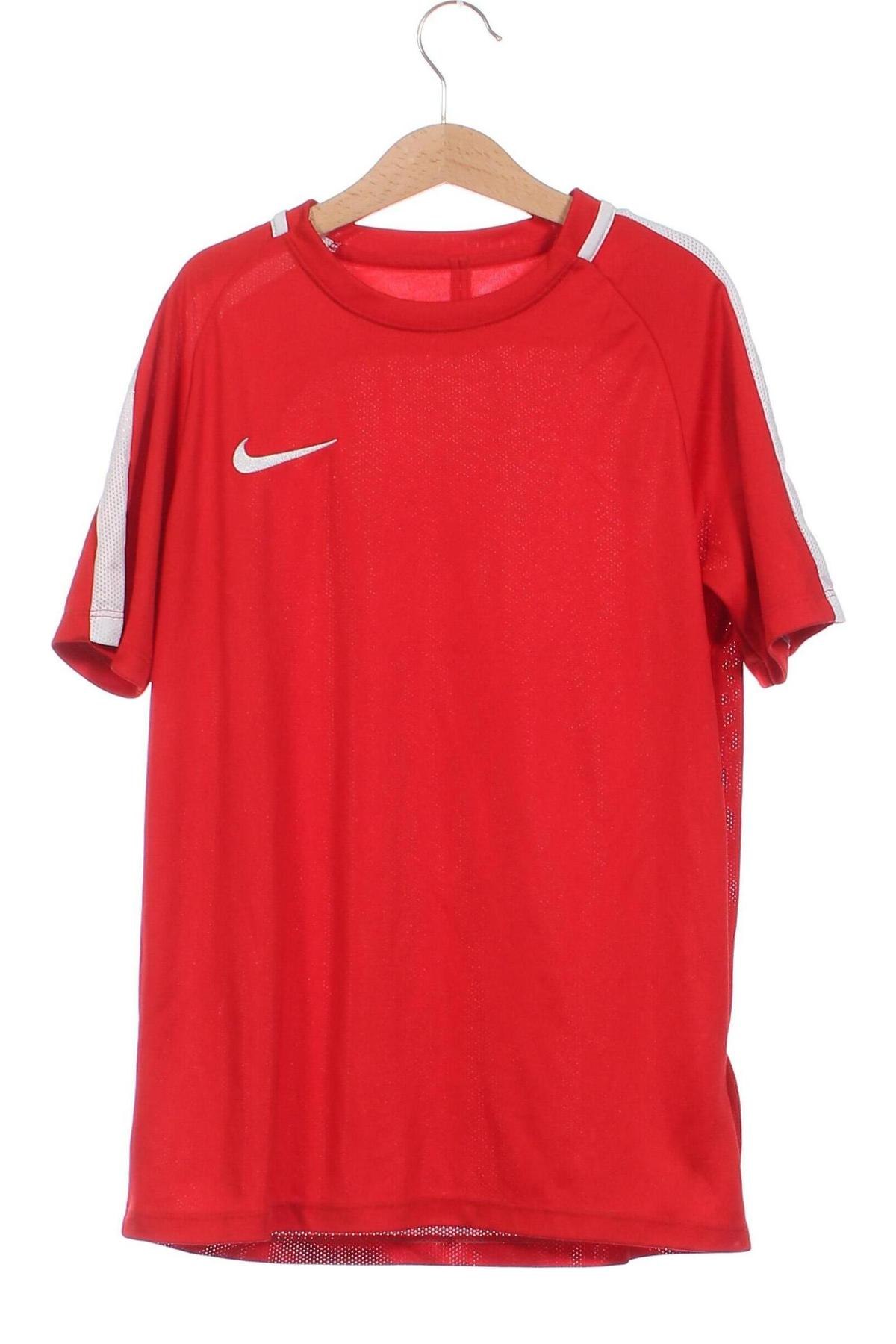 Dětské tričko  Nike, Velikost 11-12y/ 152-158 cm, Barva Červená, Cena  402,00 Kč