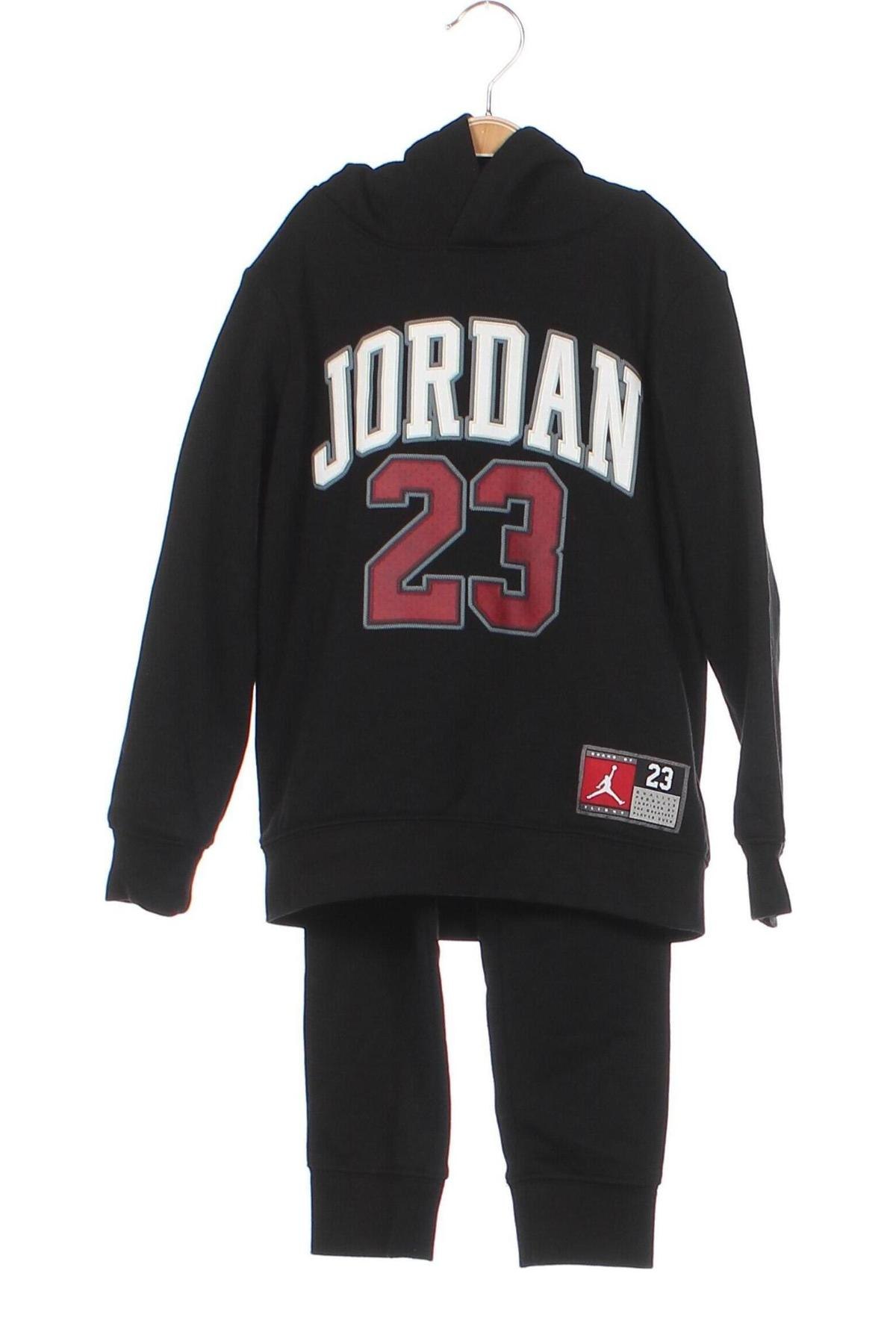 Kinder Trainingsanzug Air Jordan Nike, Größe 4-5y/ 110-116 cm, Farbe Schwarz, Preis 81,96 €