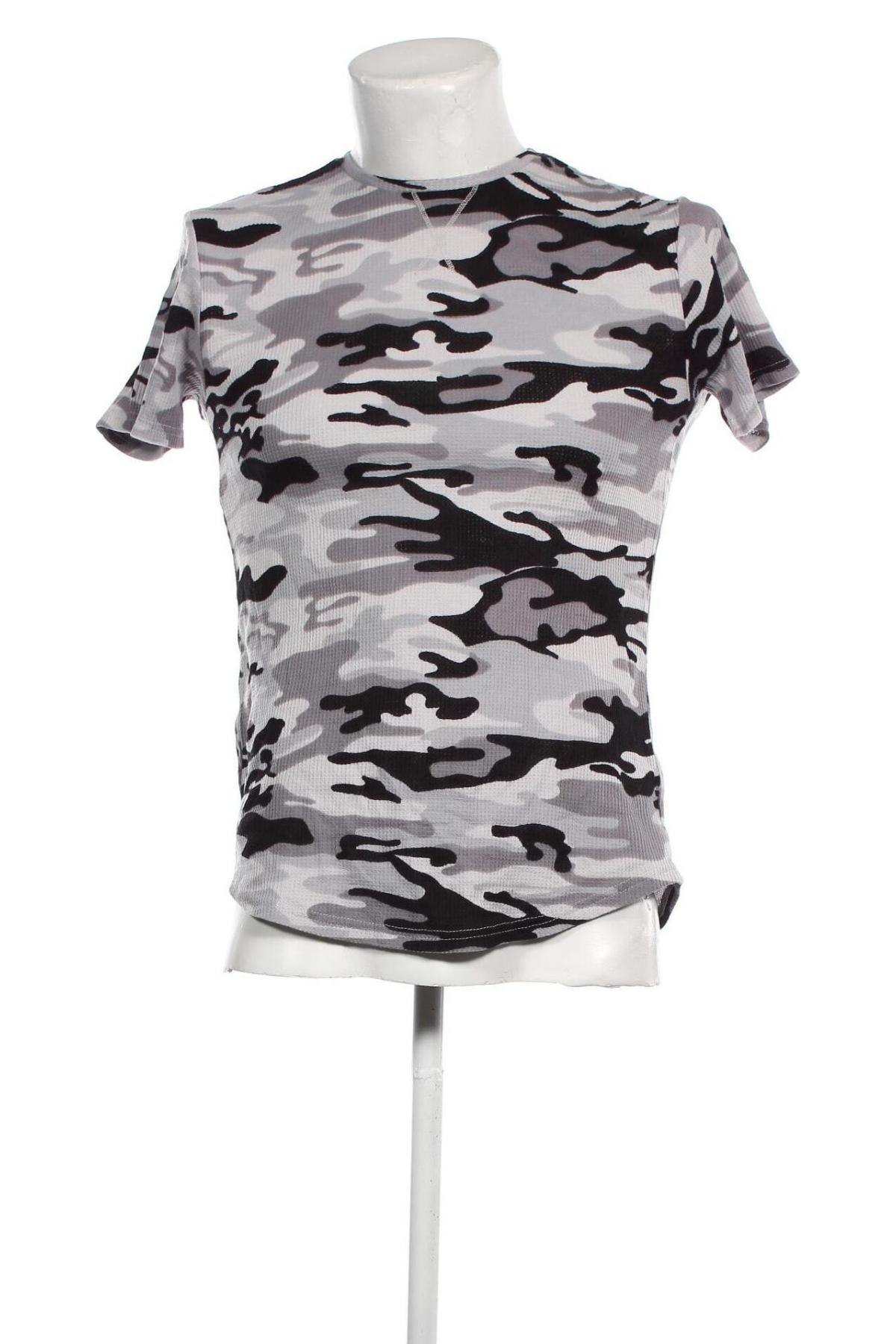 Мъжка тениска Primark, Размер XS, Цвят Многоцветен, Цена 21,00 лв.
