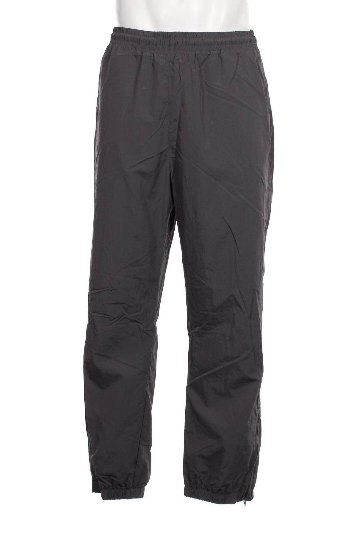 Pantaloni trening de bărbați Urban Classics, Mărime XL, Culoare Gri, Preț 91,71 Lei