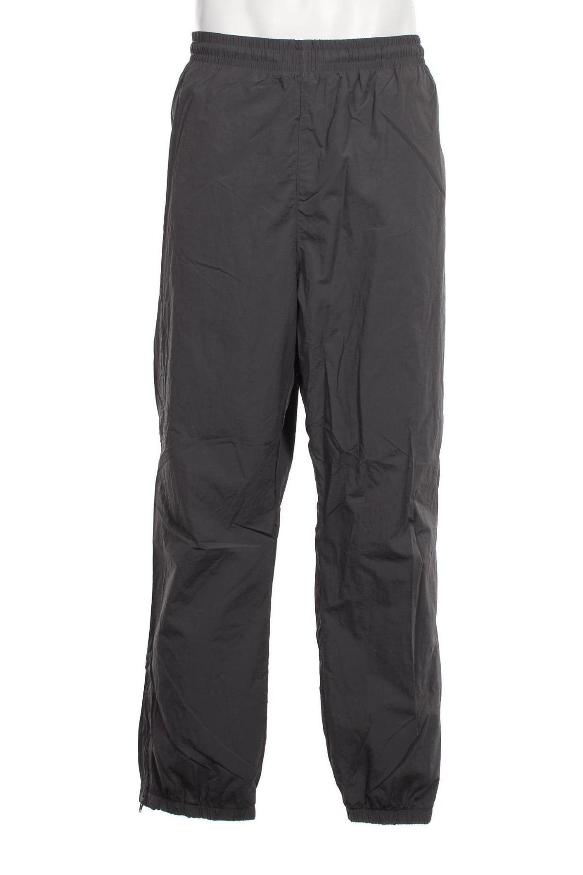 Pantaloni trening de bărbați Urban Classics, Mărime 3XL, Culoare Gri, Preț 91,71 Lei