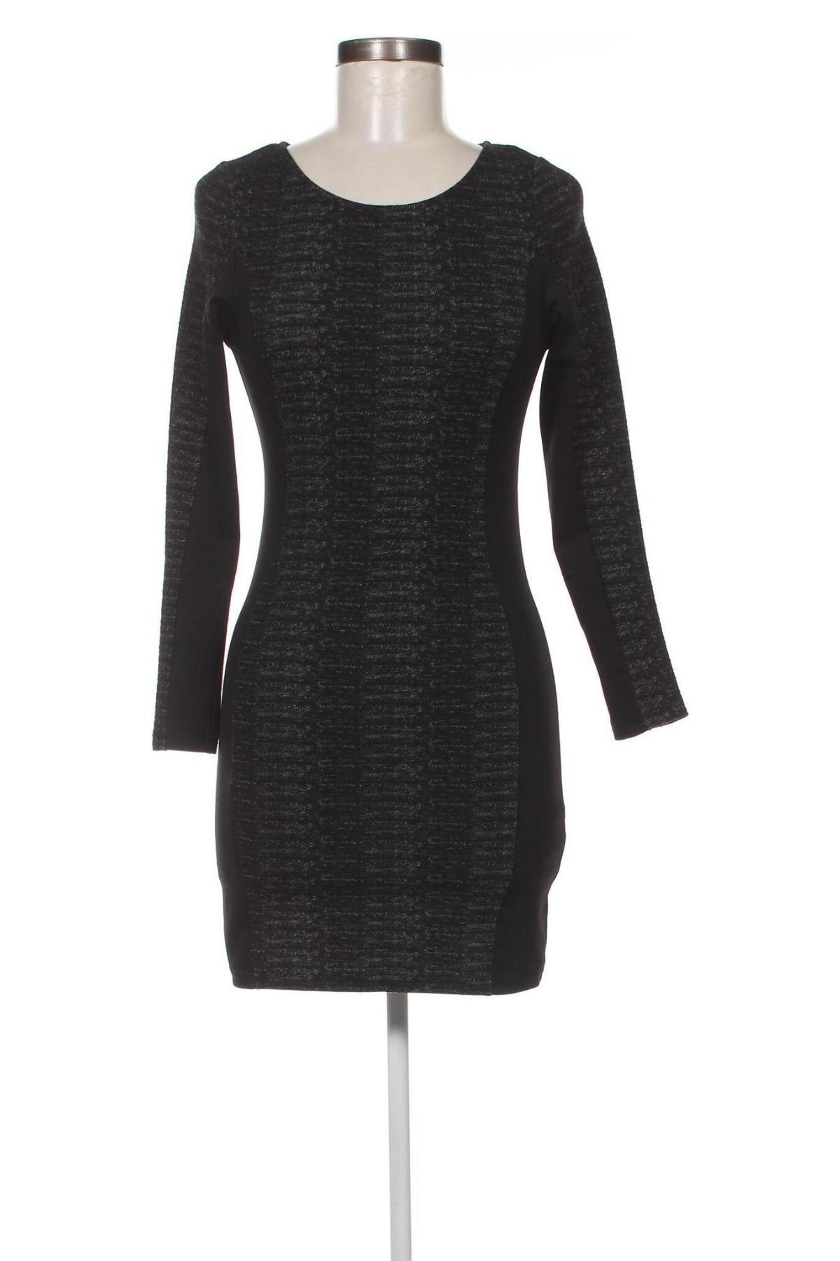 Šaty  H&M Divided, Veľkosť S, Farba Čierna, Cena  9,21 €