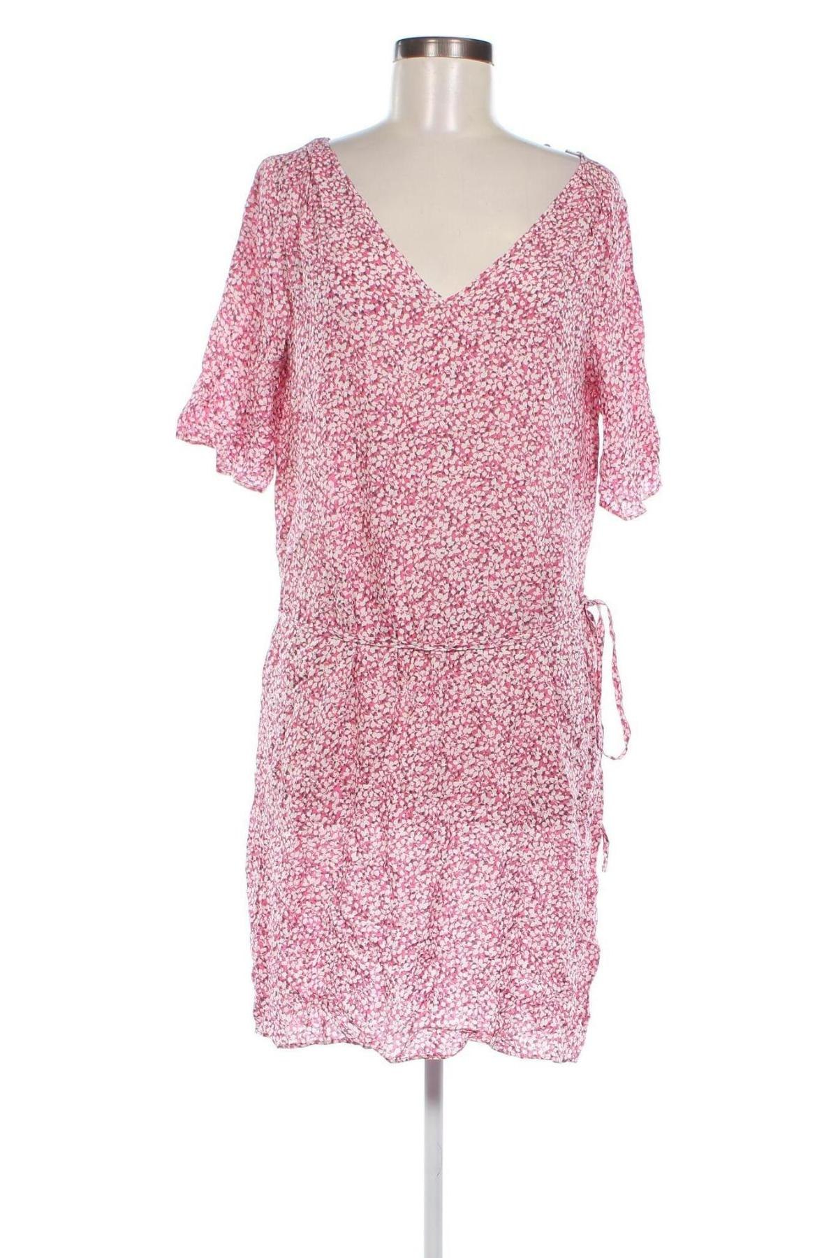 Kleid Saint Tropez, Größe M, Farbe Mehrfarbig, Preis 9,46 €