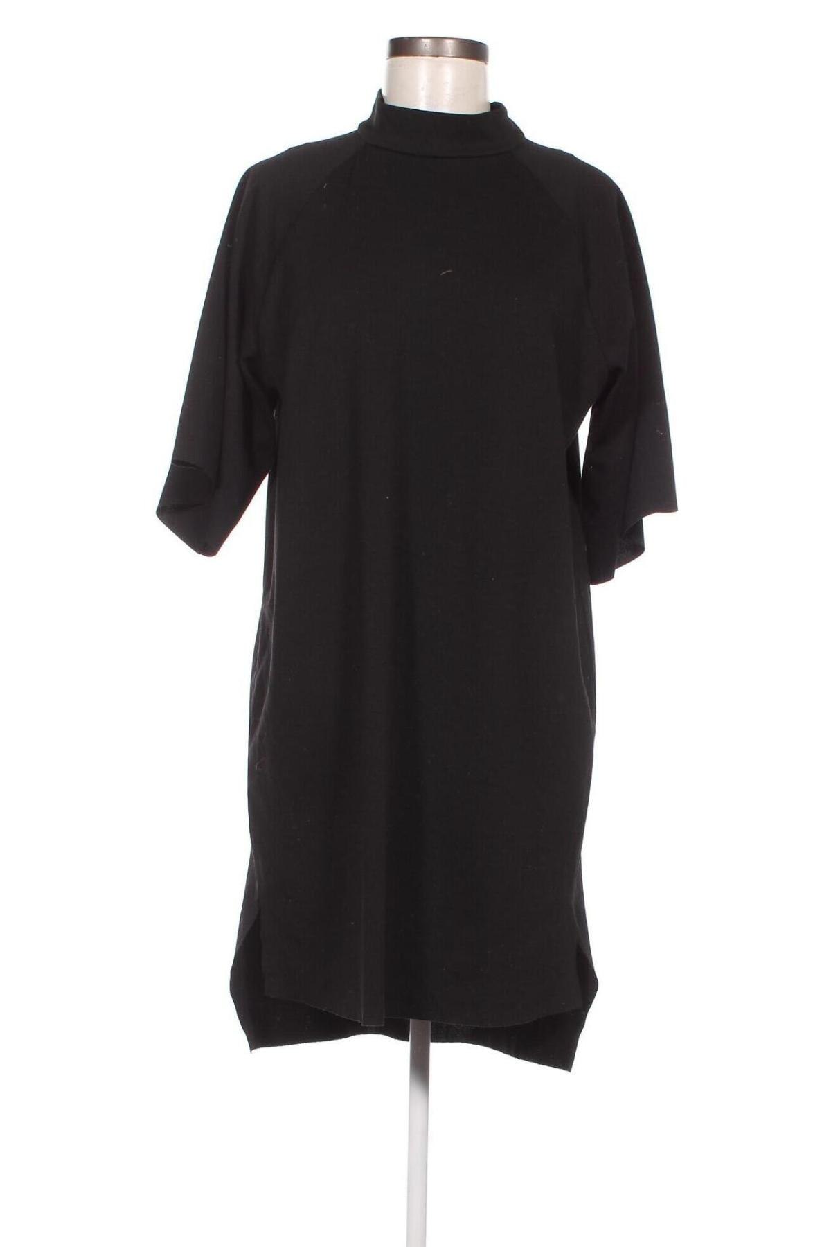 Kleid Selected Femme, Größe M, Farbe Schwarz, Preis 2,93 €