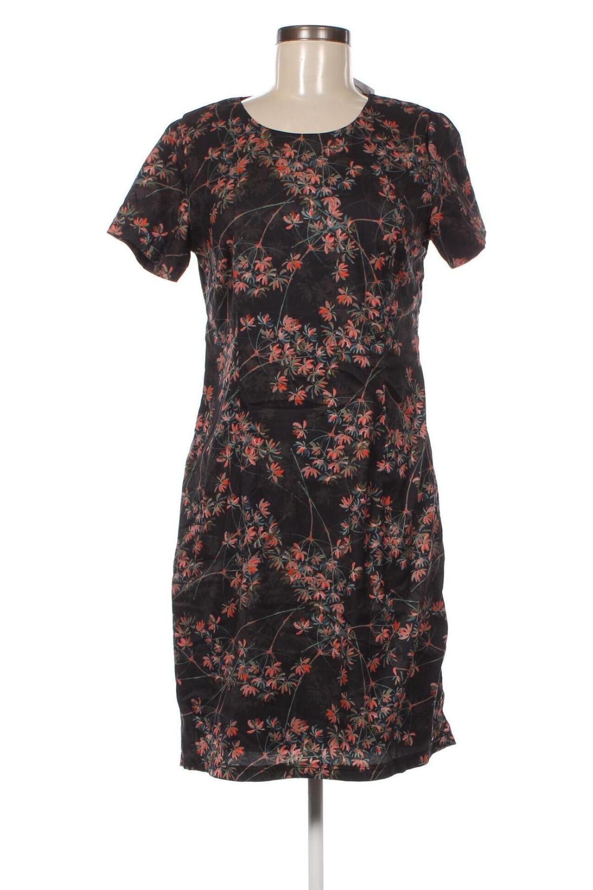 Kleid Vila Joy, Größe M, Farbe Mehrfarbig, Preis 23,66 €