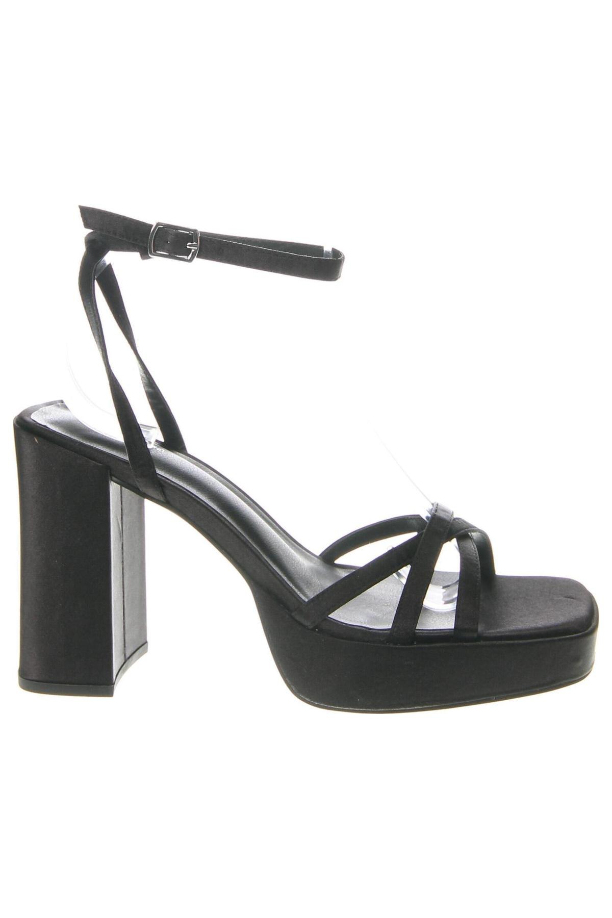 Sandalen Pretty Little Thing, Größe 41, Farbe Schwarz, Preis 31,96 €