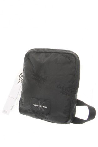 Tasche Calvin Klein Jeans, Farbe Schwarz, Preis 79,99 €