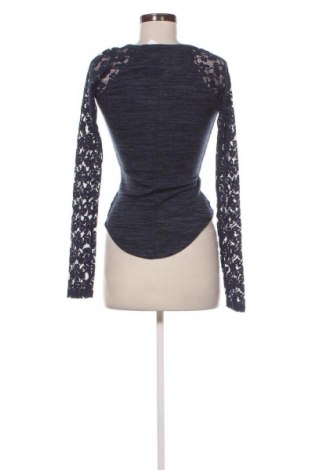 Bluzka damska Superdry, Rozmiar S, Kolor Niebieski, Cena 60,93 zł