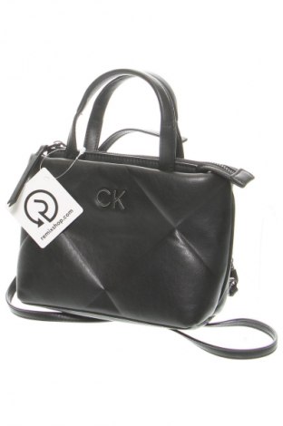 Дамска чанта Calvin Klein, Цвят Черен, Цена 132,99 лв.