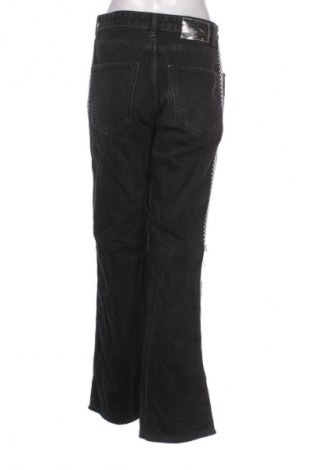 Damskie jeansy Bershka, Rozmiar M, Kolor Czarny, Cena 95,99 zł