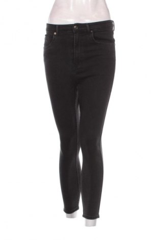 Női farmernadrág Bershka, Méret S, Szín Fekete, Ár 3 076 Ft