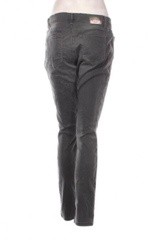 Damen Jeans Brax, Größe M, Farbe Grau, Preis € 10,99
