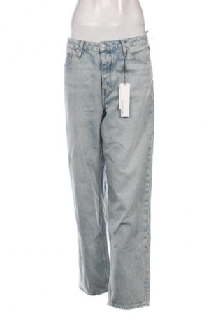 Damskie jeansy Calvin Klein Jeans, Rozmiar M, Kolor Niebieski, Cena 544,99 zł