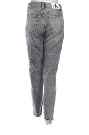 Blugi de femei Calvin Klein Jeans, Mărime M, Culoare Gri, Preț 539,99 Lei