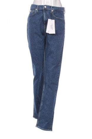 Дамски дънки Calvin Klein Jeans, Размер M, Цвят Син, Цена 119,99 лв.