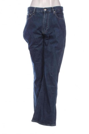 Дамски дънки Calvin Klein Jeans, Размер XL, Цвят Син, Цена 152,99 лв.
