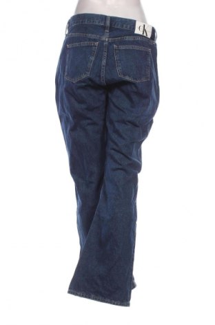 Дамски дънки Calvin Klein Jeans, Размер XL, Цвят Син, Цена 152,99 лв.