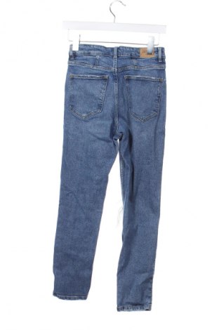 Damskie jeansy Sinsay, Rozmiar XS, Kolor Niebieski, Cena 26,99 zł