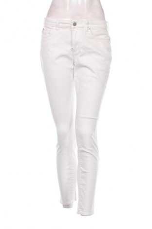 Damen Jeans Vince Camuto, Größe M, Farbe Weiß, Preis € 4,99