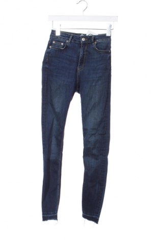 Γυναικείο Τζίν Zara, Μέγεθος XS, Χρώμα Μπλέ, Τιμή 5,99 €