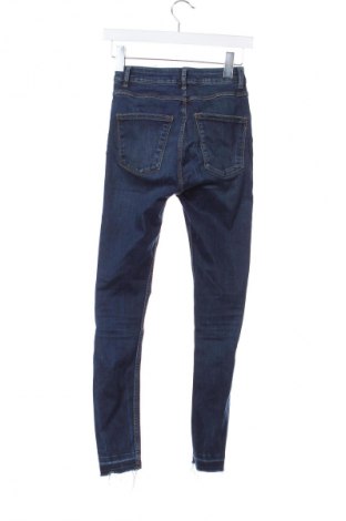 Γυναικείο Τζίν Zara, Μέγεθος XS, Χρώμα Μπλέ, Τιμή 5,99 €