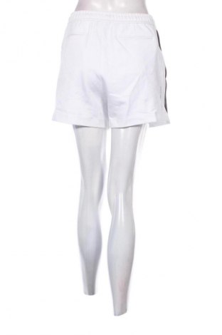 Damskie szorty Calvin Klein Jeans, Rozmiar L, Kolor Kolorowy, Cena 407,99 zł