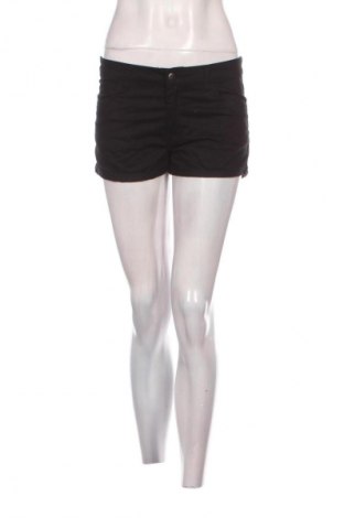 Női rövidnadrág H&M Divided, Méret M, Szín Fekete, Ár 3 302 Ft