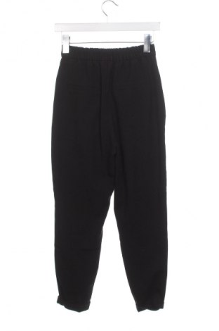 Női nadrág Bershka, Méret XS, Szín Fekete, Ár 2 459 Ft