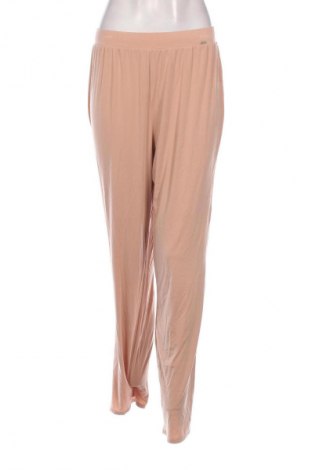 Piżama
 Calvin Klein, Rozmiar M, Kolor Beżowy, Cena 378,99 zł