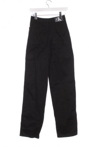 Дамски панталон Calvin Klein Jeans, Размер XS, Цвят Черен, Цена 59,99 лв.