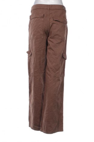 Damskie spodnie Pull&Bear, Rozmiar L, Kolor Brązowy, Cena 28,99 zł