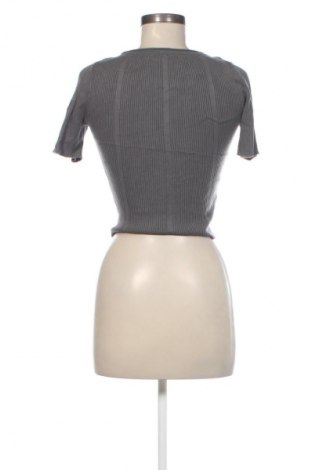 Pulover de femei Unbranded, Mărime S, Culoare Gri, Preț 22,99 Lei