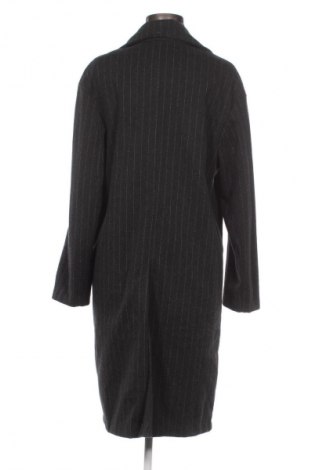 Dámský kabát  Bershka, Velikost S, Barva Vícebarevné, Cena  939,00 Kč