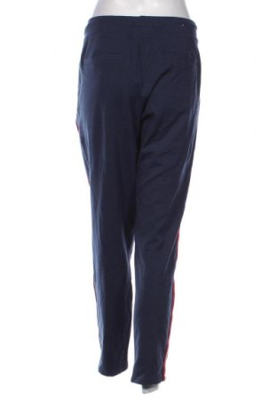 Dámské tepláky Essentials, Velikost 3XL, Barva Modrá, Cena  469,00 Kč