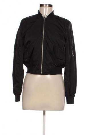 Dámska bunda  Pull&Bear, Veľkosť S, Farba Čierna, Cena  24,55 €